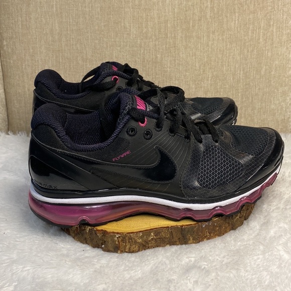 Nike Air Max 2010 Flywire Wineberry Black Running Shoes 386374-007 - Picture 4 of 9